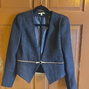 Gianni Bini-Blk textured short jkt with zipper around bottom & sleeves Sz M.